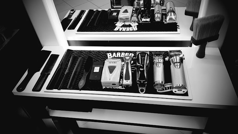 COMBO BARBER Milosz Lacke